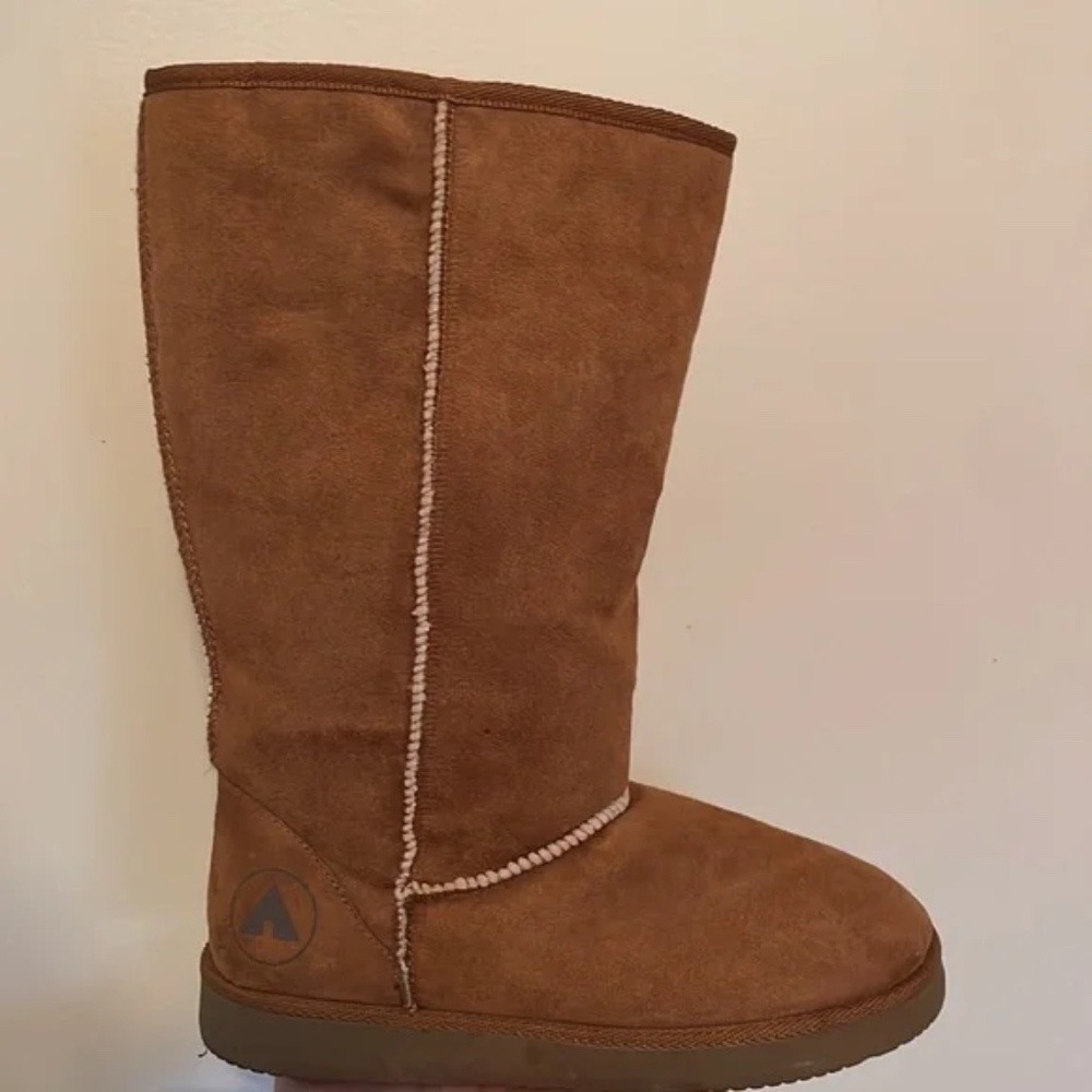 Airwalk Tall Brown Women Size 8.5